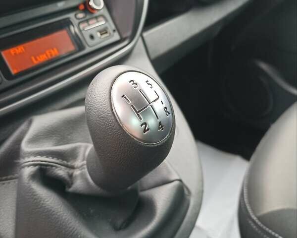 Синій Рено Кєнгу, об'ємом двигуна 1.5 л та пробігом 187 тис. км за 11900 $, фото 11 на Automoto.ua