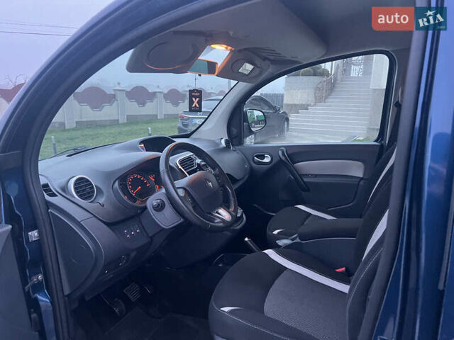 Синий Рено Кенгу, объемом двигателя 1.5 л и пробегом 180 тыс. км за 12750 $, фото 22 на Automoto.ua