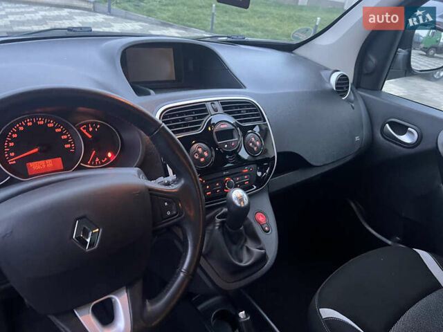 Синий Рено Кенгу, объемом двигателя 1.5 л и пробегом 180 тыс. км за 12750 $, фото 17 на Automoto.ua