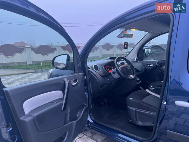 Синий Рено Кенгу, объемом двигателя 1.5 л и пробегом 180 тыс. км за 12750 $, фото 19 на Automoto.ua