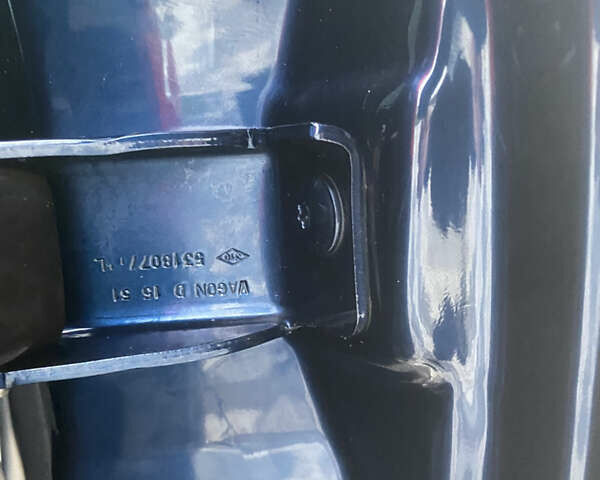 Синий Рено Кенгу, объемом двигателя 1.5 л и пробегом 180 тыс. км за 12750 $, фото 84 на Automoto.ua