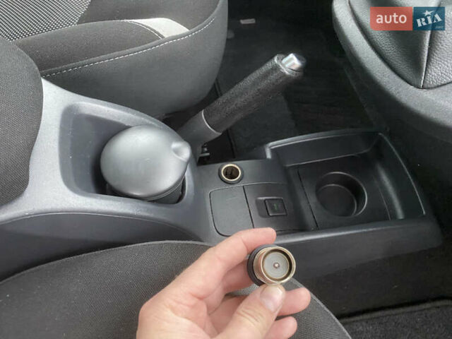 Синий Рено Кенгу, объемом двигателя 1.5 л и пробегом 180 тыс. км за 12750 $, фото 106 на Automoto.ua