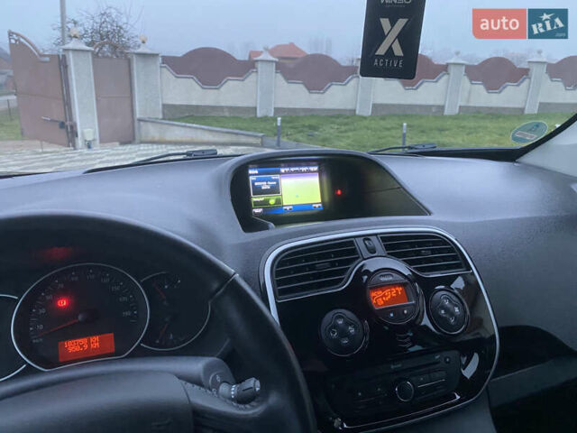 Синий Рено Кенгу, объемом двигателя 1.5 л и пробегом 180 тыс. км за 12750 $, фото 114 на Automoto.ua