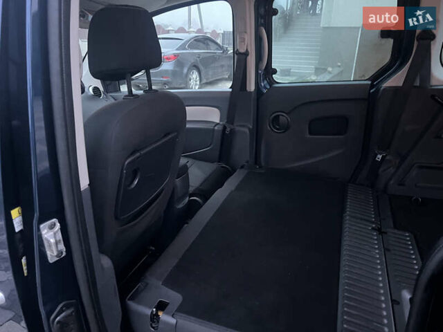 Синий Рено Кенгу, объемом двигателя 1.5 л и пробегом 180 тыс. км за 12750 $, фото 51 на Automoto.ua