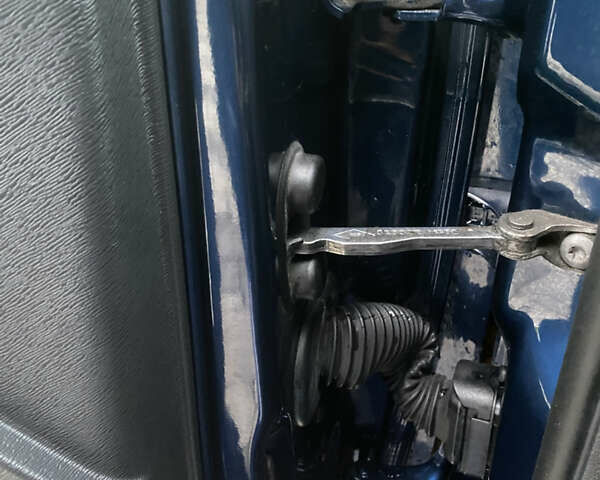 Синий Рено Кенгу, объемом двигателя 1.5 л и пробегом 180 тыс. км за 12750 $, фото 90 на Automoto.ua