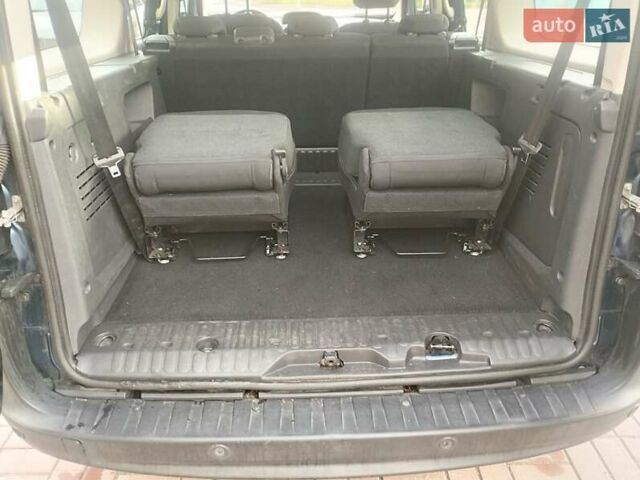 Синий Рено Кенгу, объемом двигателя 0 л и пробегом 210 тыс. км за 12431 $, фото 15 на Automoto.ua