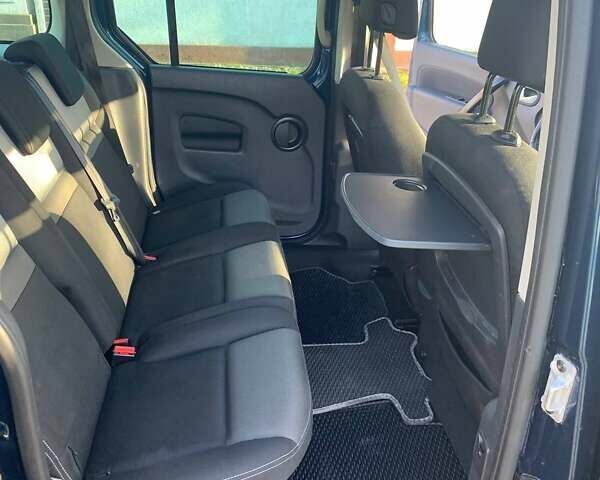 Синій Рено Кєнгу, об'ємом двигуна 1.2 л та пробігом 148 тис. км за 13500 $, фото 22 на Automoto.ua