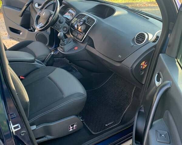 Синій Рено Кєнгу, об'ємом двигуна 1.2 л та пробігом 148 тис. км за 13500 $, фото 21 на Automoto.ua