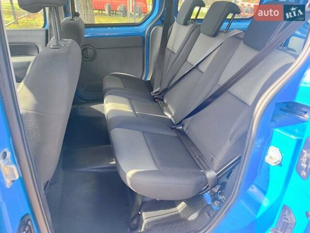 Синий Рено Кенгу, объемом двигателя 0 л и пробегом 30 тыс. км за 15999 $, фото 8 на Automoto.ua
