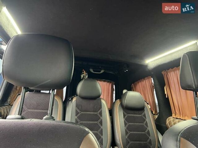 Синий Рено Кенгу, объемом двигателя 1.46 л и пробегом 84 тыс. км за 13500 $, фото 5 на Automoto.ua