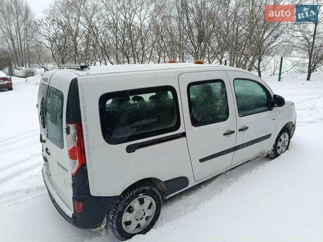 Синій Рено Кєнгу, об'ємом двигуна 0 л та пробігом 30 тис. км за 13527 $, фото 14 на Automoto.ua