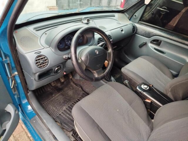 Синій Рено Кєнгу, об'ємом двигуна 1.9 л та пробігом 280 тис. км за 2950 $, фото 5 на Automoto.ua