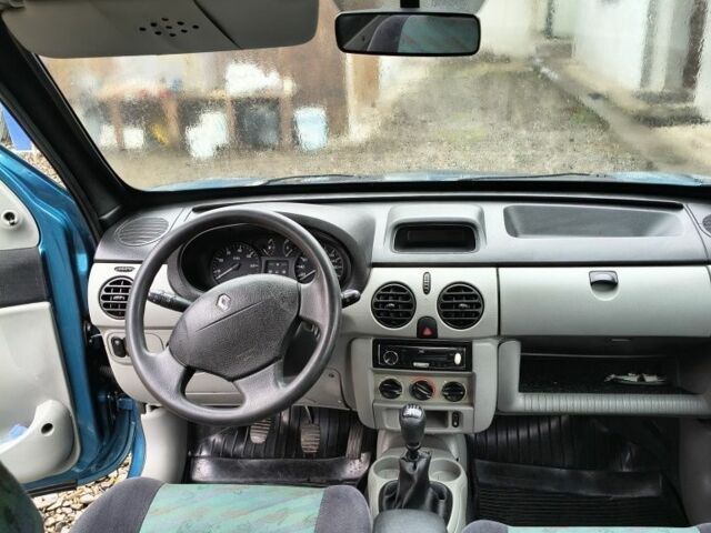 Синій Рено Кєнгу, об'ємом двигуна 1.5 л та пробігом 219 тис. км за 4800 $, фото 5 на Automoto.ua