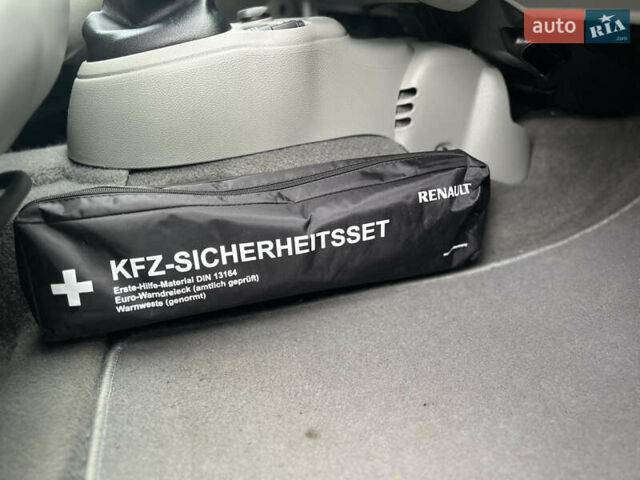 Зелений Рено Кєнгу, об'ємом двигуна 1.46 л та пробігом 220 тис. км за 3200 $, фото 36 на Automoto.ua