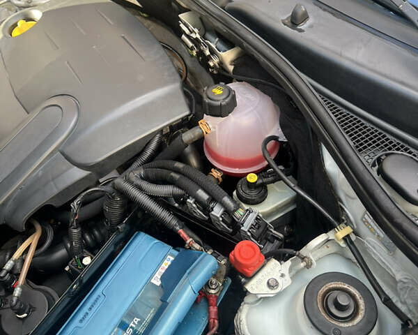 Зелений Рено Кєнгу, об'ємом двигуна 1.46 л та пробігом 220 тис. км за 3200 $, фото 38 на Automoto.ua