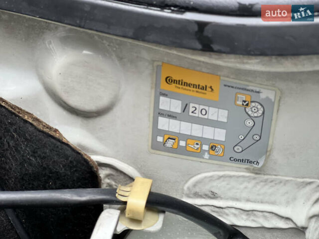 Зелений Рено Кєнгу, об'ємом двигуна 1.46 л та пробігом 220 тис. км за 3200 $, фото 33 на Automoto.ua