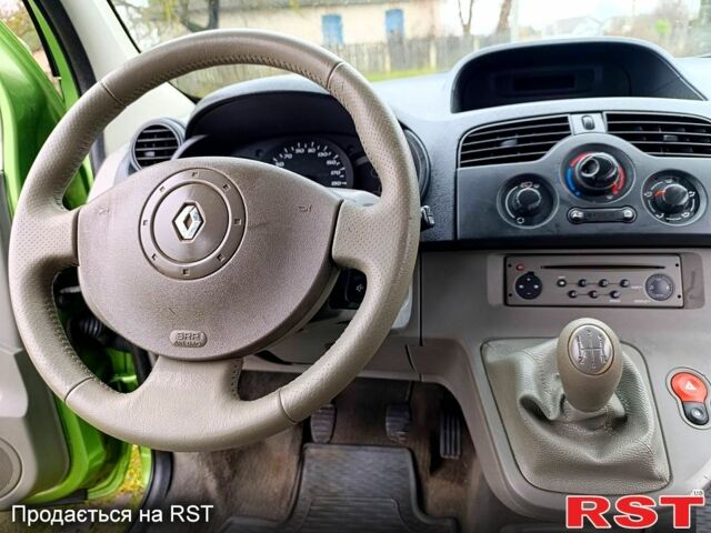 Зелений Рено Кєнгу, об'ємом двигуна 1.6 л та пробігом 224 тис. км за 6999 $, фото 11 на Automoto.ua