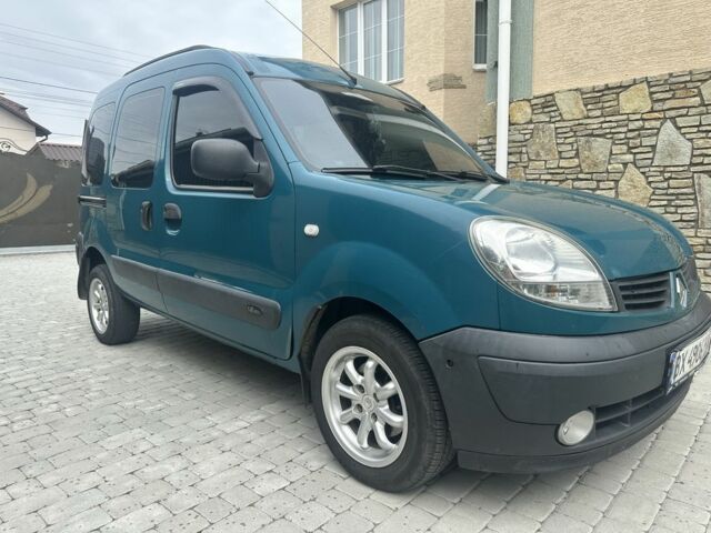 Зеленый Рено Кенгу, объемом двигателя 1.1 л и пробегом 256 тыс. км за 4450 $, фото 1 на Automoto.ua
