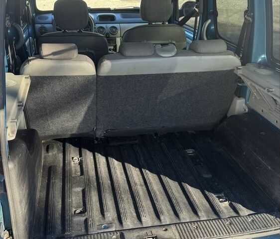 Зелений Рено Кєнгу, об'ємом двигуна 1.6 л та пробігом 149 тис. км за 3300 $, фото 7 на Automoto.ua