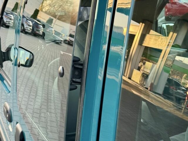 Зеленый Рено Кенгу, объемом двигателя 1.4 л и пробегом 209 тыс. км за 3600 $, фото 11 на Automoto.ua