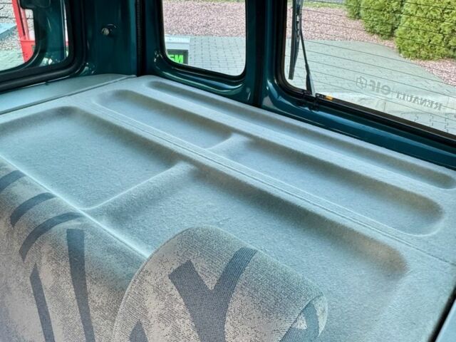 Зеленый Рено Кенгу, объемом двигателя 1.4 л и пробегом 209 тыс. км за 3600 $, фото 19 на Automoto.ua