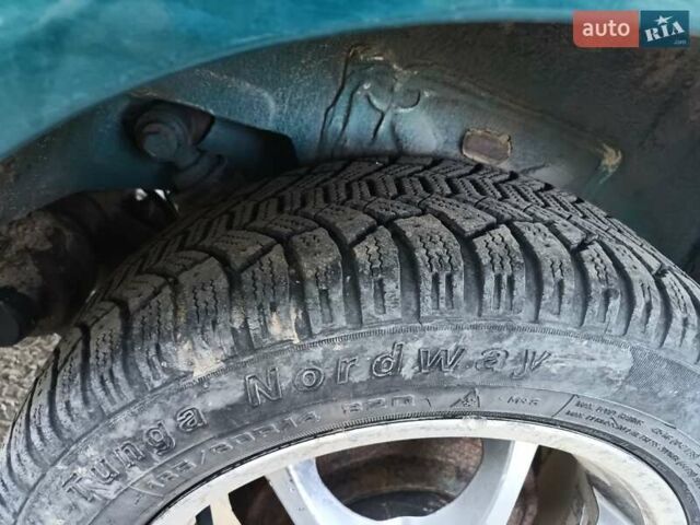 Зеленый Рено Кенгу, объемом двигателя 1.5 л и пробегом 290 тыс. км за 3600 $, фото 5 на Automoto.ua