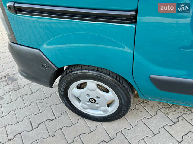 Зеленый Рено Кенгу, объемом двигателя 1.4 л и пробегом 209 тыс. км за 3600 $, фото 14 на Automoto.ua