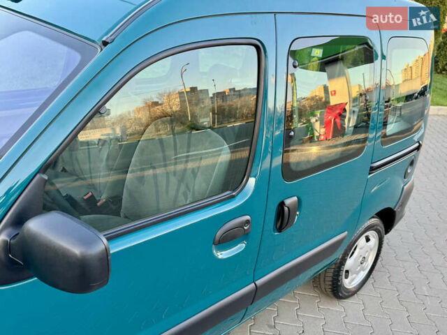 Зеленый Рено Кенгу, объемом двигателя 1.4 л и пробегом 209 тыс. км за 3600 $, фото 10 на Automoto.ua