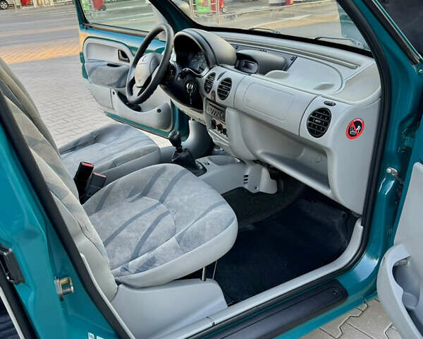 Зеленый Рено Кенгу, объемом двигателя 1.4 л и пробегом 209 тыс. км за 3600 $, фото 35 на Automoto.ua