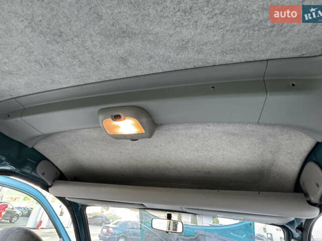 Зеленый Рено Кенгу, объемом двигателя 1.4 л и пробегом 209 тыс. км за 3600 $, фото 30 на Automoto.ua