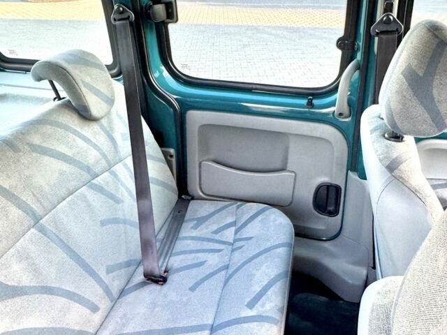 Зеленый Рено Кенгу, объемом двигателя 1.4 л и пробегом 209 тыс. км за 3600 $, фото 18 на Automoto.ua