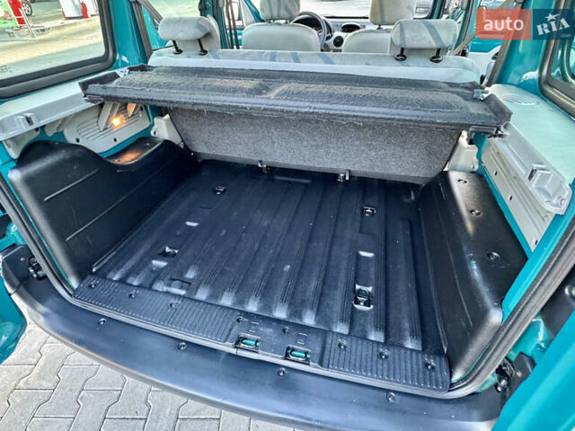 Зеленый Рено Кенгу, объемом двигателя 1.4 л и пробегом 209 тыс. км за 3600 $, фото 36 на Automoto.ua