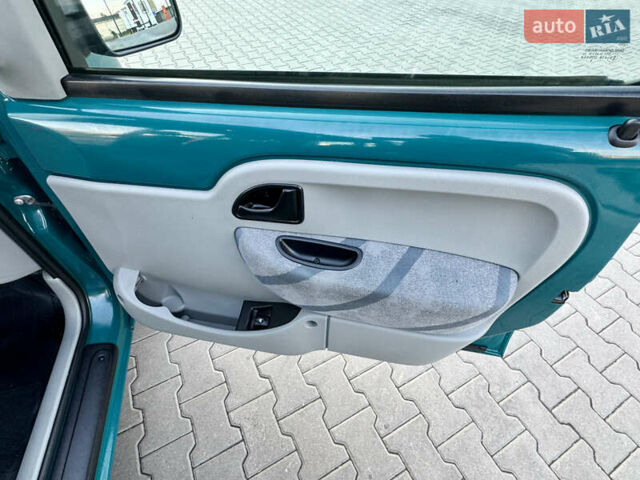 Зеленый Рено Кенгу, объемом двигателя 1.4 л и пробегом 209 тыс. км за 3600 $, фото 31 на Automoto.ua