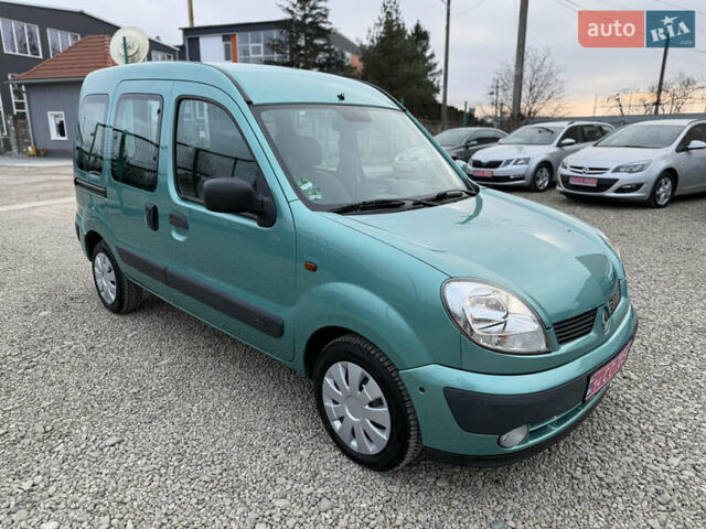 Зеленый Рено Кенгу, объемом двигателя 1.6 л и пробегом 166 тыс. км за 4999 $, фото 5 на Automoto.ua