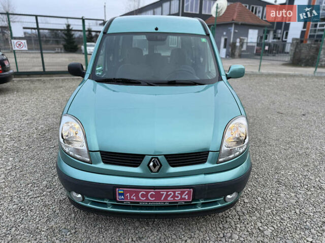 Зеленый Рено Кенгу, объемом двигателя 1.6 л и пробегом 166 тыс. км за 4999 $, фото 3 на Automoto.ua