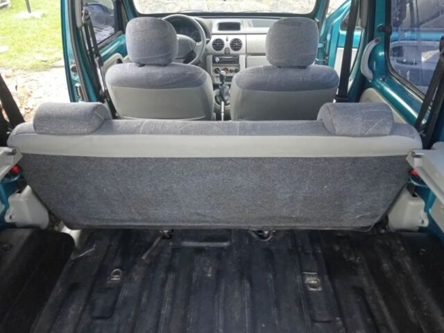 Зеленый Рено Кенгу, объемом двигателя 1.4 л и пробегом 300 тыс. км за 4000 $, фото 6 на Automoto.ua