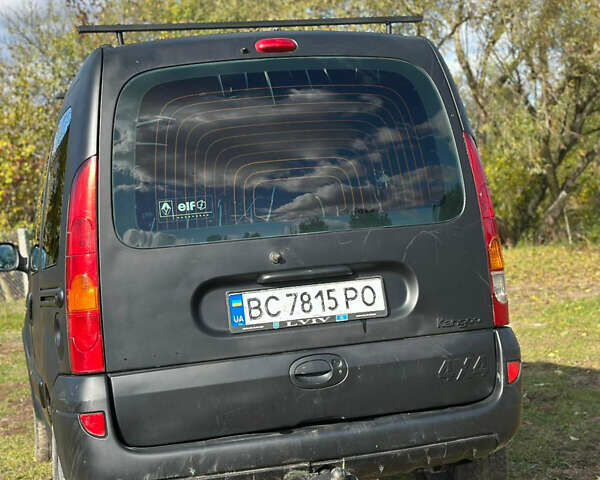 Зелений Рено Кєнгу, об'ємом двигуна 1.6 л та пробігом 245 тис. км за 4000 $, фото 13 на Automoto.ua