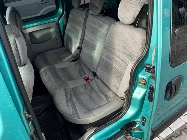 Зеленый Рено Кенгу, объемом двигателя 1.5 л и пробегом 300 тыс. км за 3800 $, фото 21 на Automoto.ua