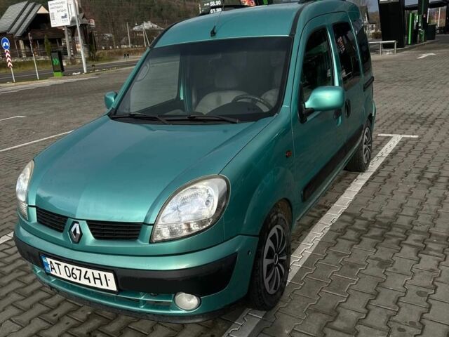 Зеленый Рено Кенгу, объемом двигателя 1.5 л и пробегом 300 тыс. км за 3800 $, фото 3 на Automoto.ua