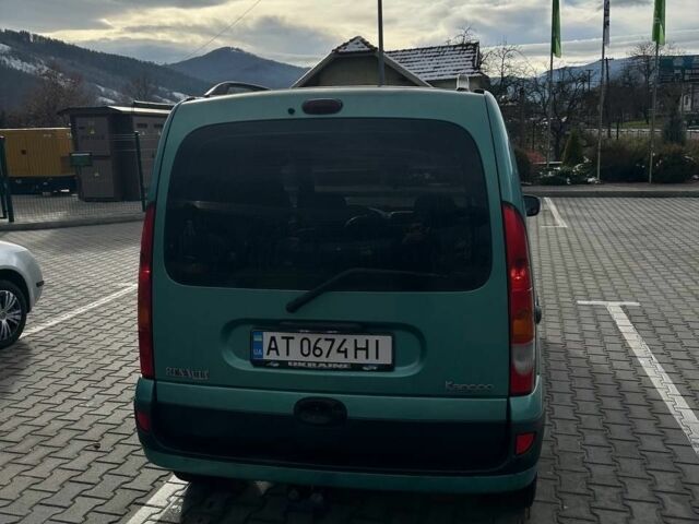 Зеленый Рено Кенгу, объемом двигателя 1.5 л и пробегом 300 тыс. км за 3800 $, фото 2 на Automoto.ua