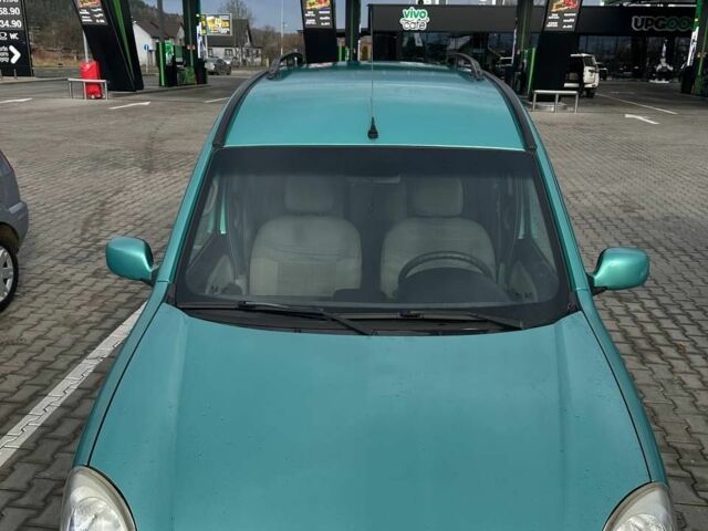 Зеленый Рено Кенгу, объемом двигателя 1.5 л и пробегом 300 тыс. км за 3800 $, фото 8 на Automoto.ua