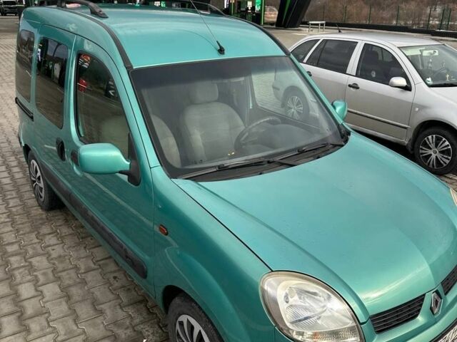 Зеленый Рено Кенгу, объемом двигателя 1.5 л и пробегом 300 тыс. км за 3800 $, фото 6 на Automoto.ua