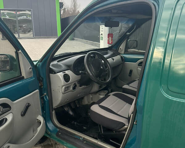 Зеленый Рено Кенгу, объемом двигателя 1.4 л и пробегом 320 тыс. км за 2200 $, фото 4 на Automoto.ua
