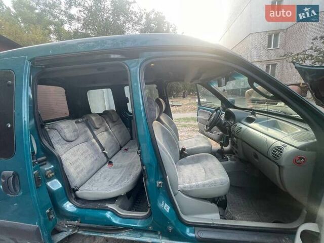 Зеленый Рено Кенгу, объемом двигателя 1.39 л и пробегом 267 тыс. км за 3100 $, фото 6 на Automoto.ua