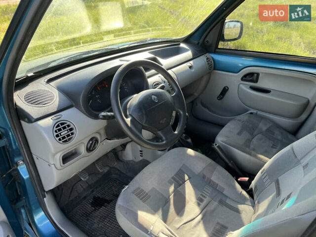 Зеленый Рено Кенгу, объемом двигателя 1.5 л и пробегом 371 тыс. км за 1700 $, фото 2 на Automoto.ua