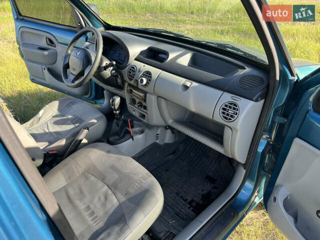 Зеленый Рено Кенгу, объемом двигателя 1.5 л и пробегом 371 тыс. км за 1700 $, фото 5 на Automoto.ua