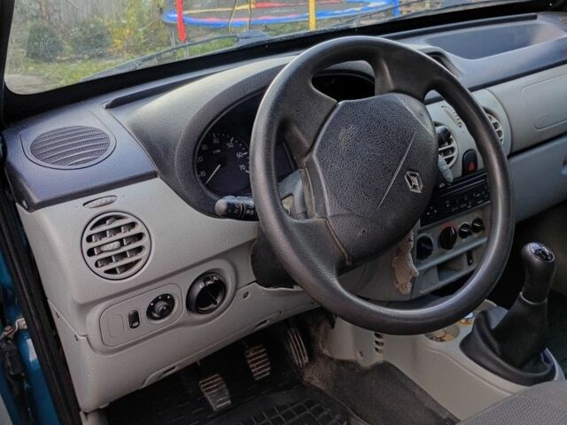 Зеленый Рено Кенгу, объемом двигателя 0 л и пробегом 244 тыс. км за 5300 $, фото 3 на Automoto.ua