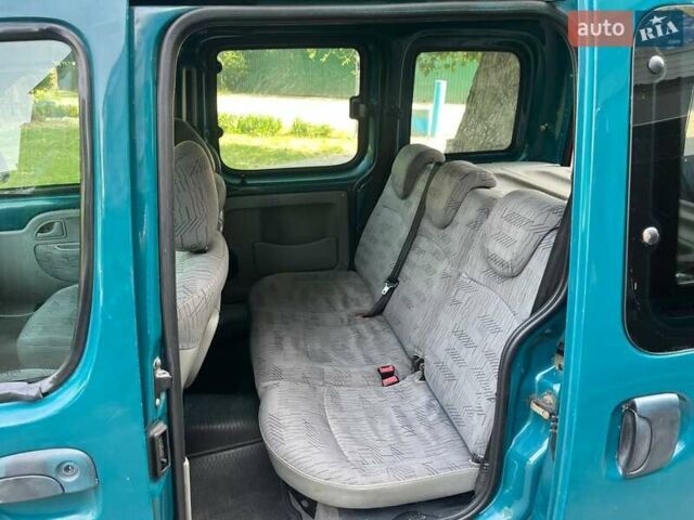 Зеленый Рено Кенгу, объемом двигателя 1.4 л и пробегом 398 тыс. км за 2500 $, фото 9 на Automoto.ua