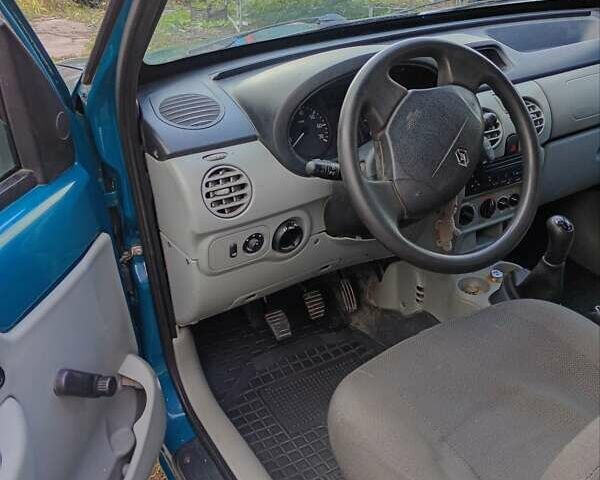 Зеленый Рено Кенгу, объемом двигателя 1.46 л и пробегом 244 тыс. км за 5300 $, фото 5 на Automoto.ua