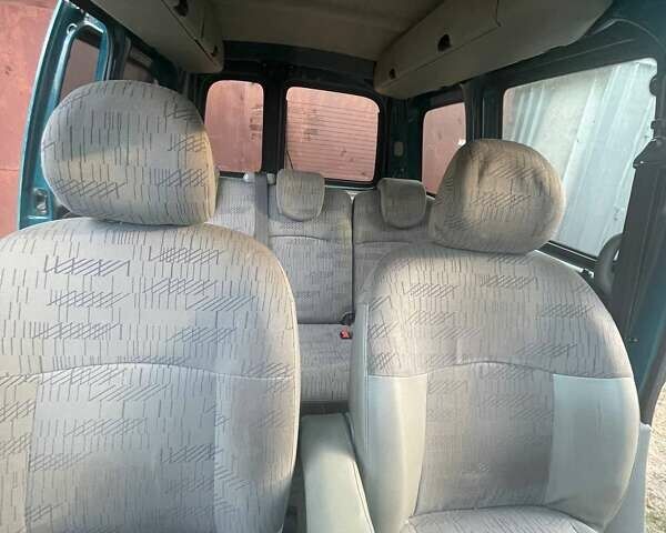 Зеленый Рено Кенгу, объемом двигателя 1.39 л и пробегом 267 тыс. км за 3100 $, фото 5 на Automoto.ua